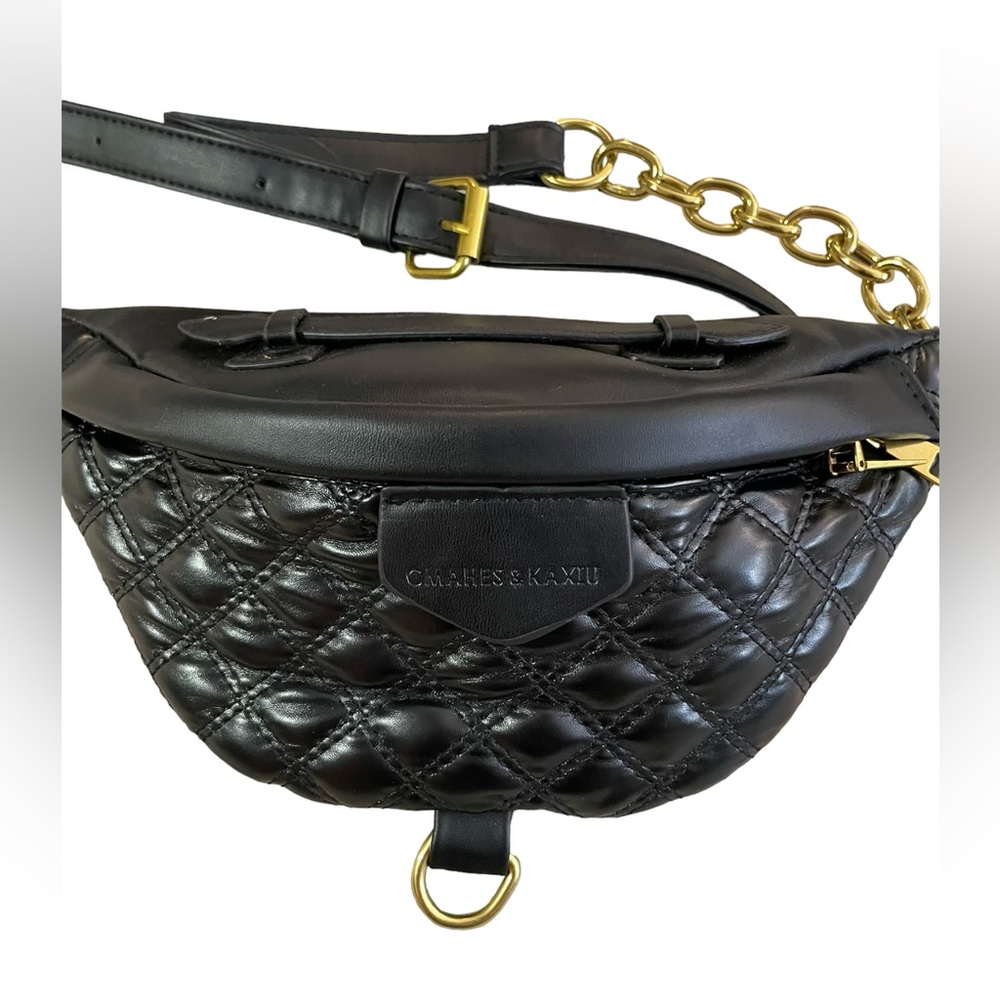 Black crossbody/belt bag